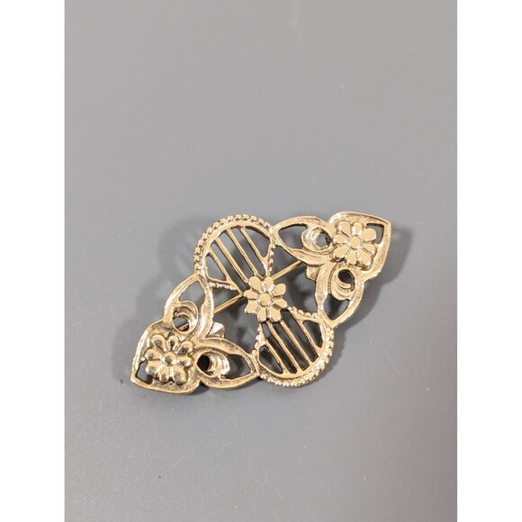 Estate Jewelry - Vintage Gold-Tone Floral Brooch Pin With Filigree Detailing & Flower Accents